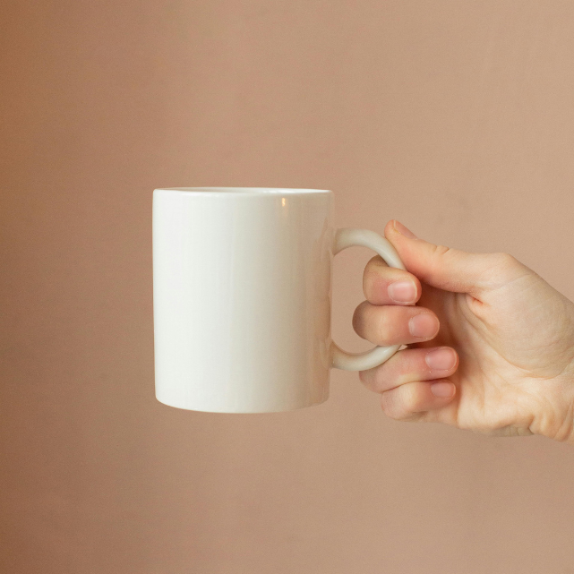 5 Best Ceramic Mugs That Celebrate Canadian Pride